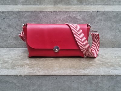 galerie/001 Taschen/004 Cora/resized/T0335 (2024-04-15) 1_small.jpg